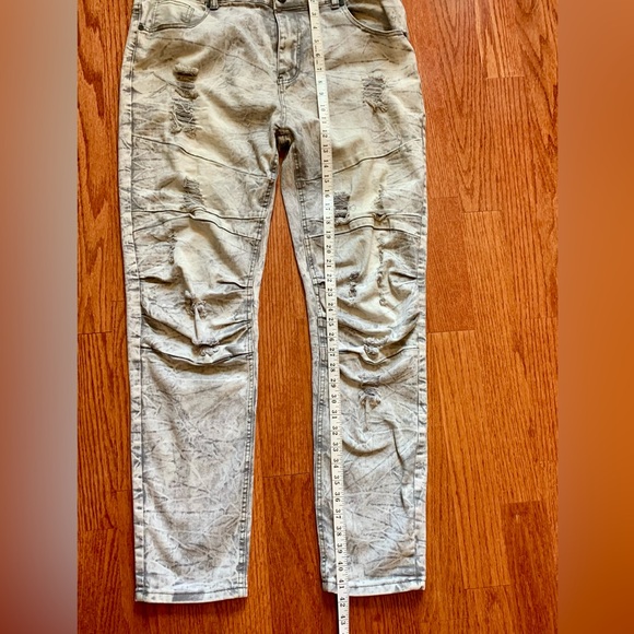 Blind Trust, men’s distressed jeans. - Picture 3 of 7